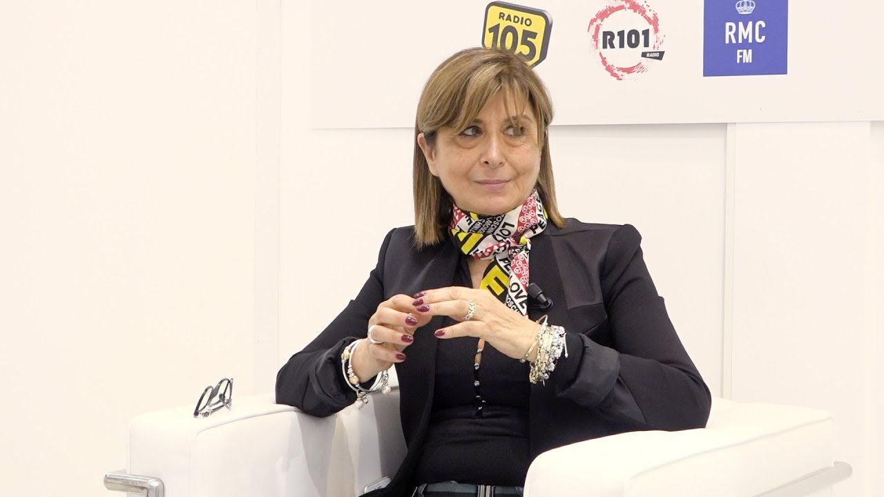 Rosanna Biondi della Farmacia Superga ai microfoni di Medicinaitalia.tv in occasione di Cosmofarma Exhibition 2019.